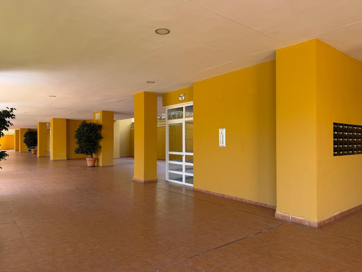 Appartement te koop in Estepona | 2 slaapkamers H5500465