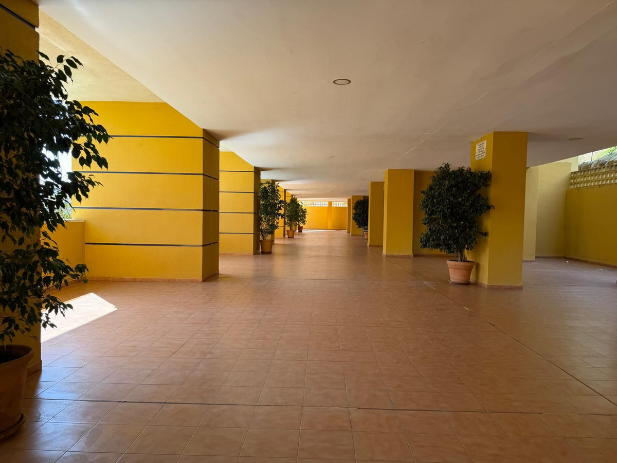 Appartement te koop in Estepona | 2 slaapkamers H5500465