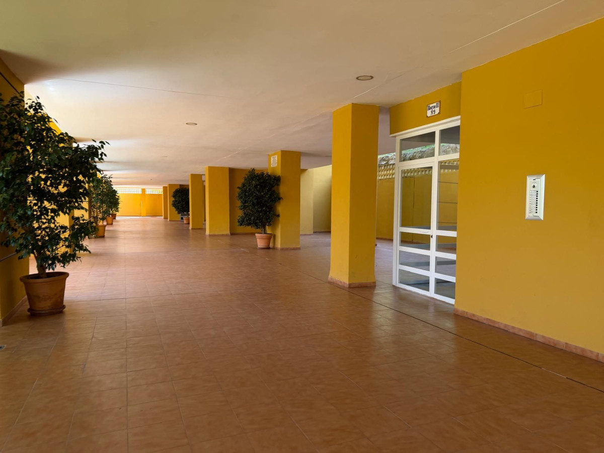Appartement te koop in Estepona | 2 slaapkamers H5500465
