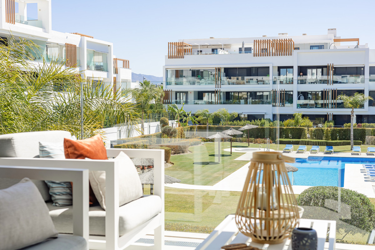 Appartement te koop in Estepona | 2 slaapkamers H5502097