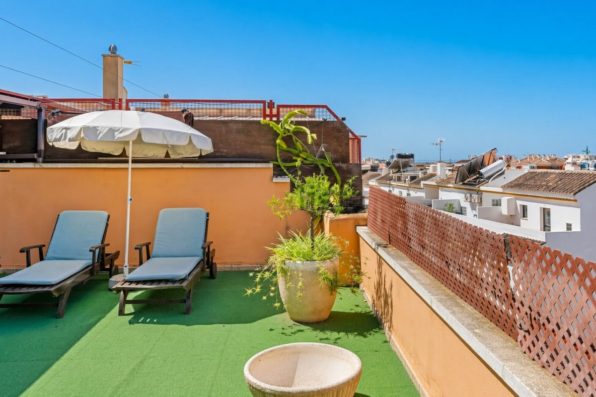 Penthouse te koop in Estepona | 4 slaapkamers H5502517