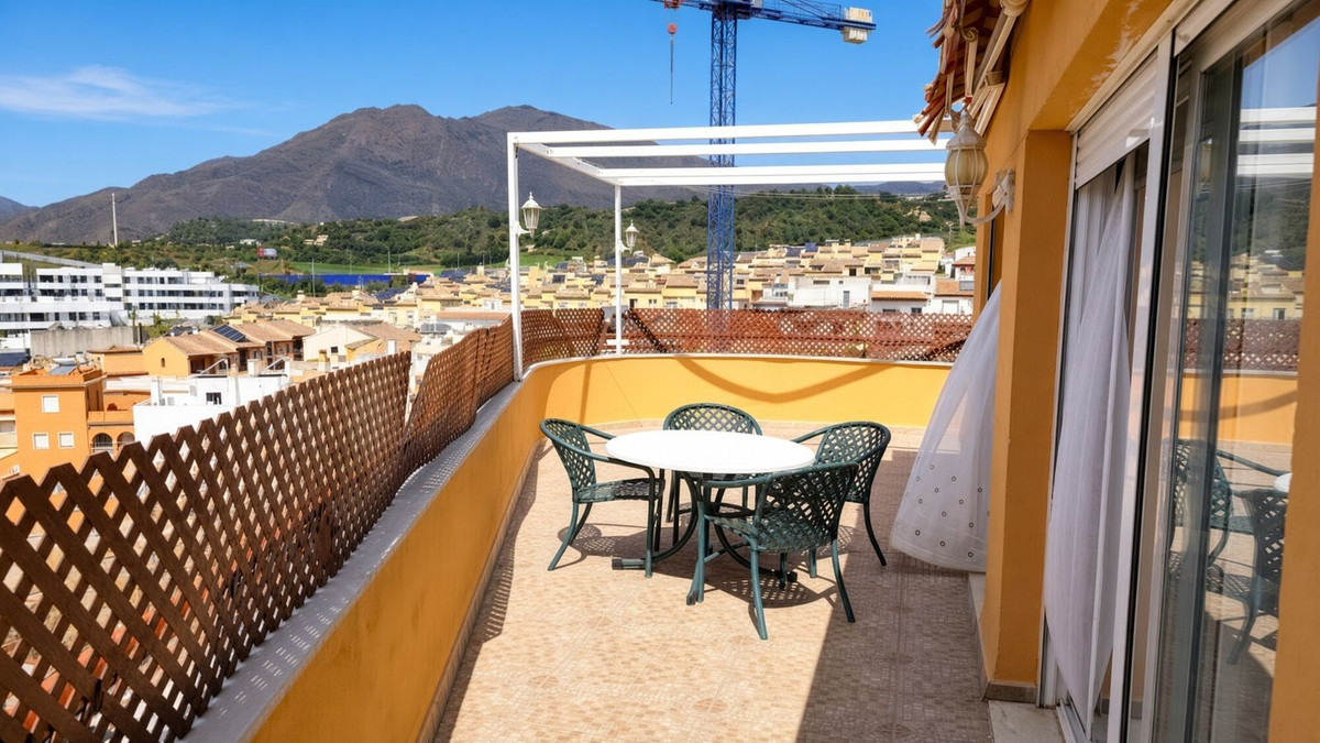 Penthouse te koop in Estepona | 4 slaapkamers H5502517
