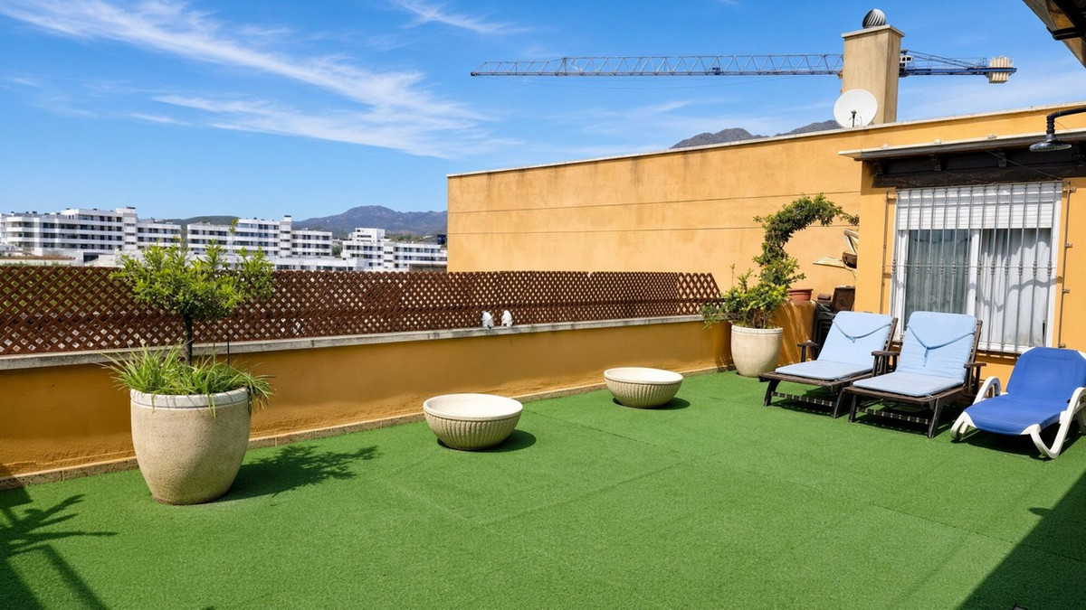 Penthouse te koop in Estepona | 4 slaapkamers H5502517
