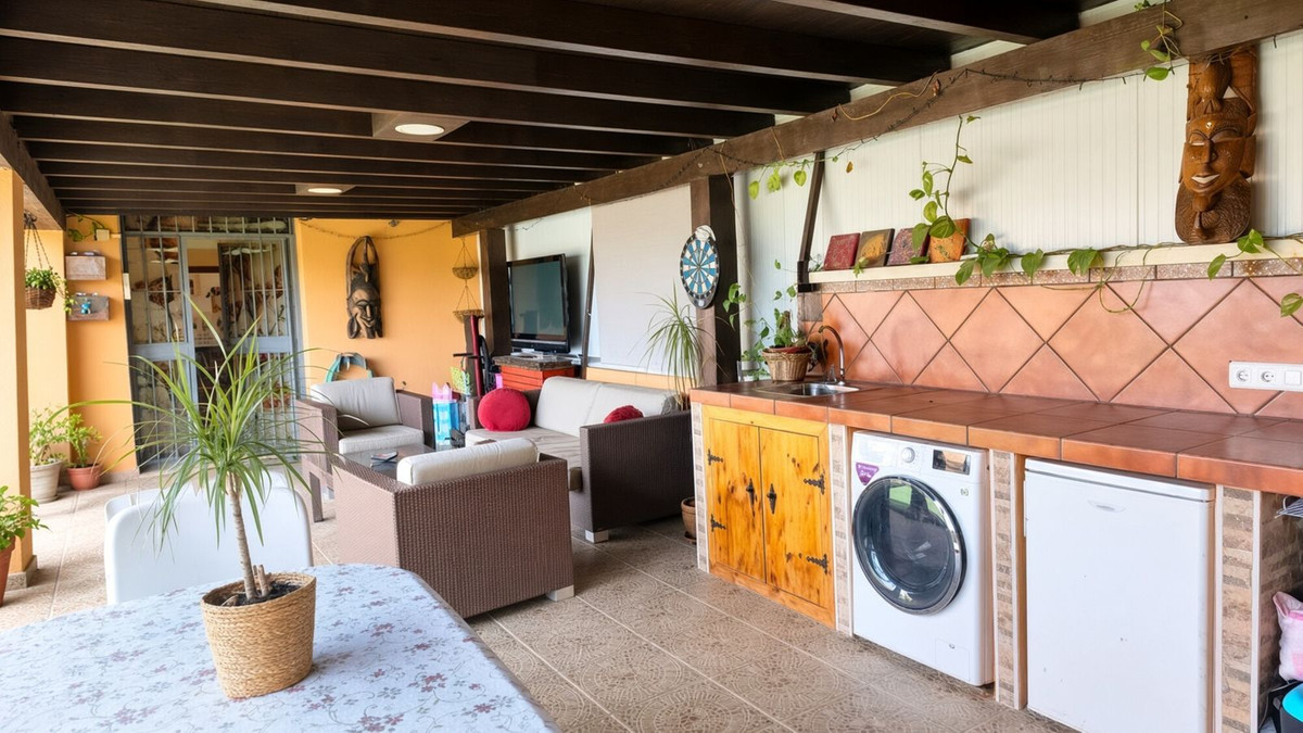 Penthouse te koop in Estepona | 4 slaapkamers H5502517