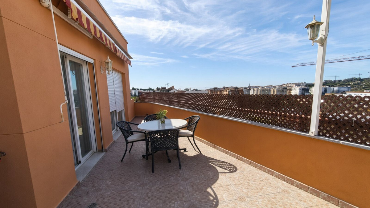 Penthouse te koop in Estepona | 4 slaapkamers H5502517