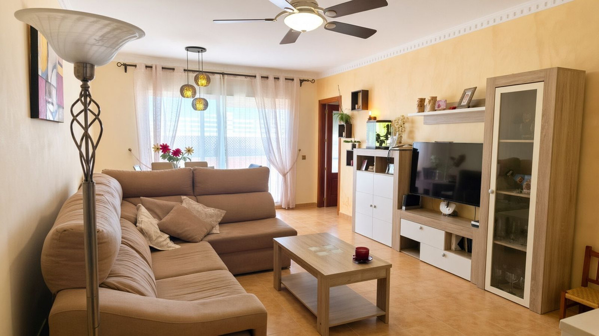Penthouse te koop in Estepona | 4 slaapkamers H5502517