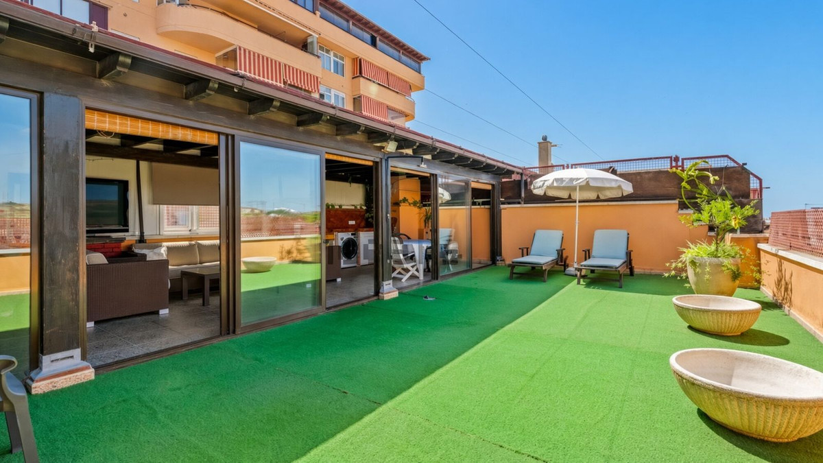 Penthouse te koop in Estepona | 4 slaapkamers H5502517