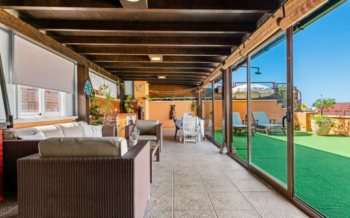 Penthouse te koop in Estepona | 4 slaapkamers H5502517