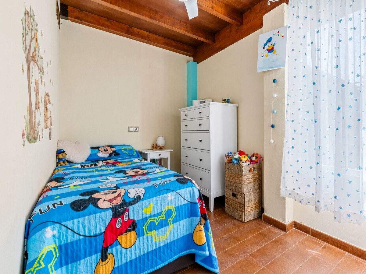 Penthouse te koop in Estepona | 4 slaapkamers H5502517