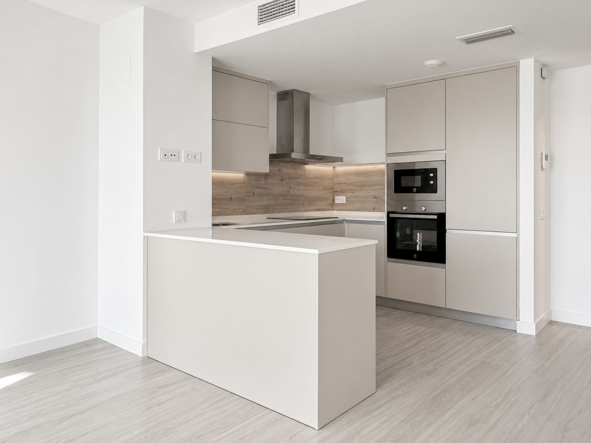 Appartement te koop in Estepona | 1 slaapkamers H5502634