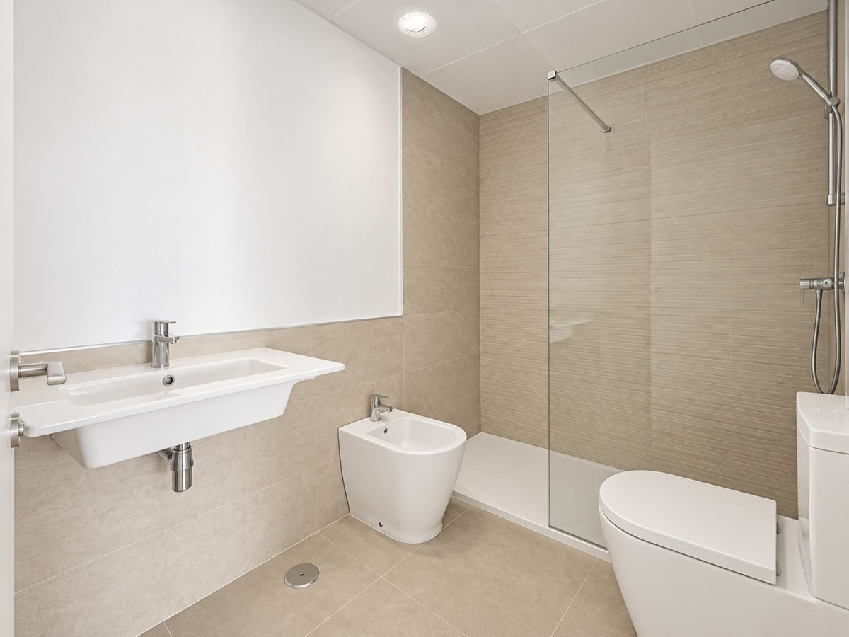 Appartement te koop in Estepona | 1 slaapkamers H5502634