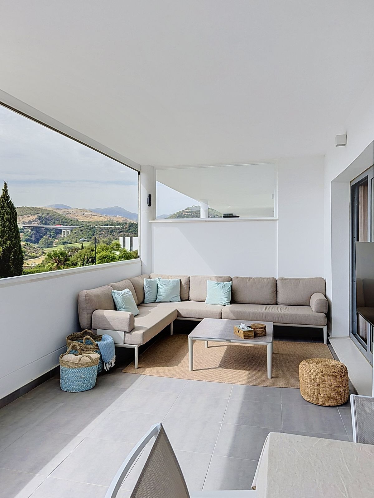 Appartement te koop in Estepona | 2 slaapkamers H5502973