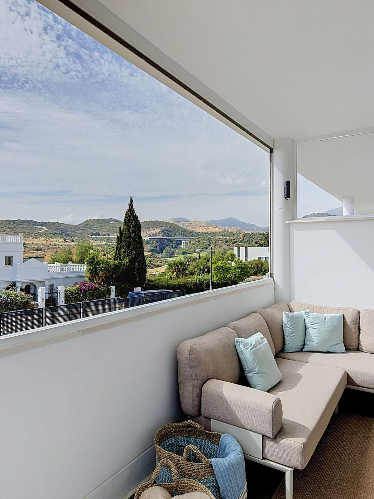Appartement te koop in Estepona | 2 slaapkamers H5502973