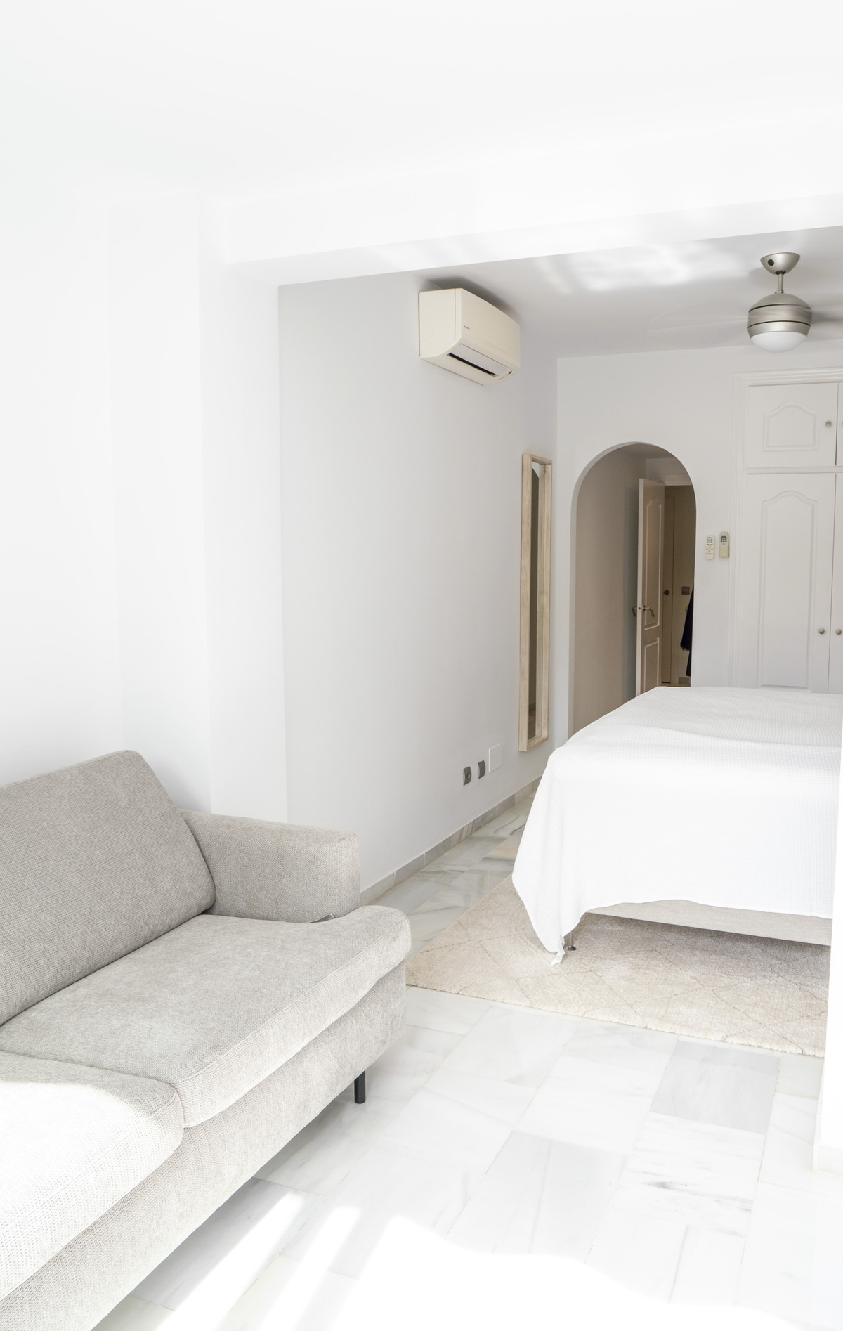 Appartement te koop in Estepona | 2 slaapkamers H5504674