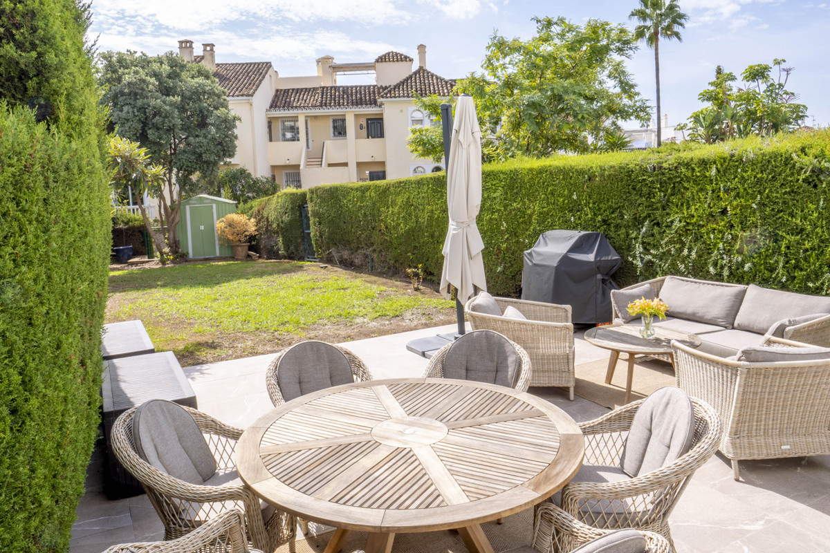 Appartement te koop in Estepona | 2 slaapkamers H5504674