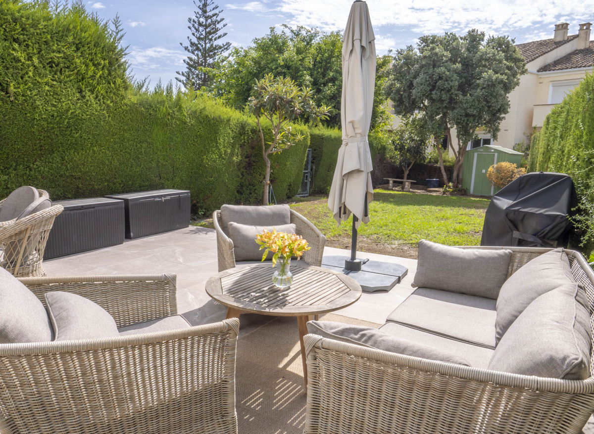 Appartement te koop in Estepona | 2 slaapkamers H5504674