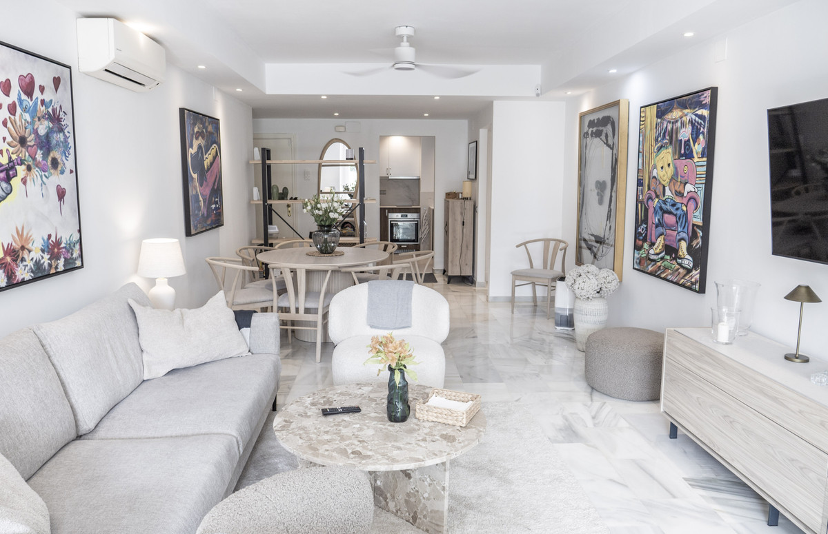 Appartement te koop in Estepona | 2 slaapkamers H5504674
