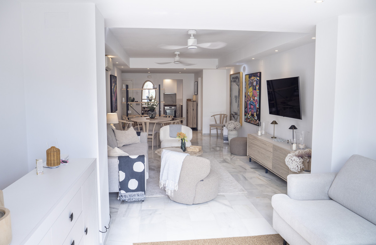 Appartement te koop in Estepona | 2 slaapkamers H5504674