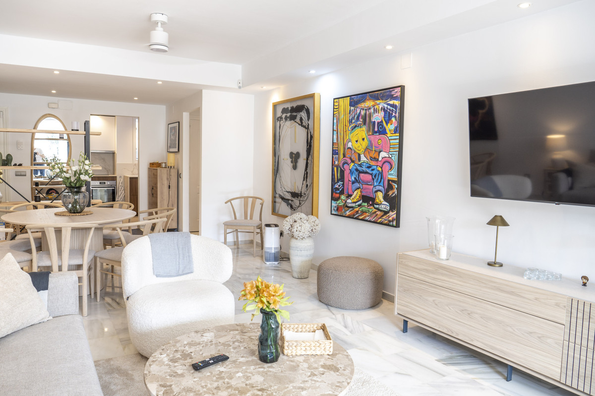 Appartement te koop in Estepona | 2 slaapkamers H5504674