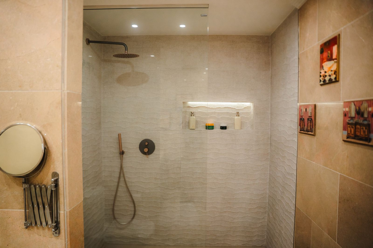 Appartement te koop in Estepona | 3 slaapkamers H5505718