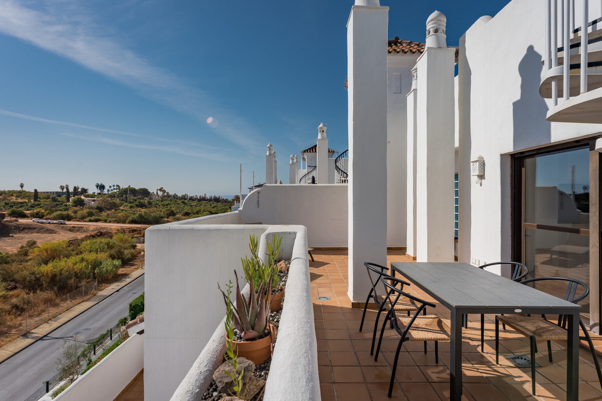 Appartement te koop in Estepona | 2 slaapkamers H5505736