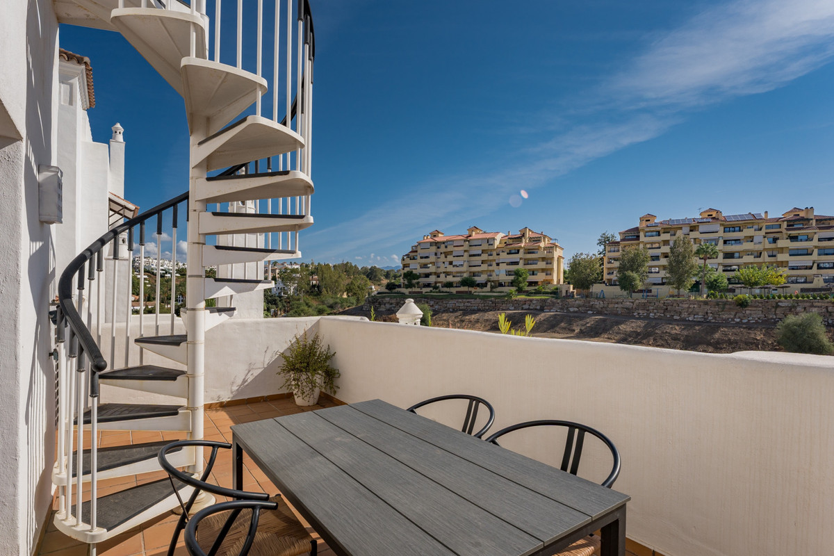 Appartement te koop in Estepona | 2 slaapkamers H5505736