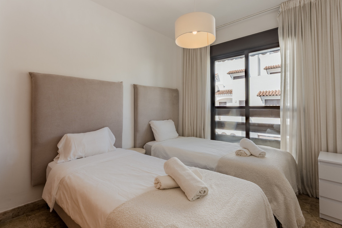 Appartement te koop in Estepona | 2 slaapkamers H5505736