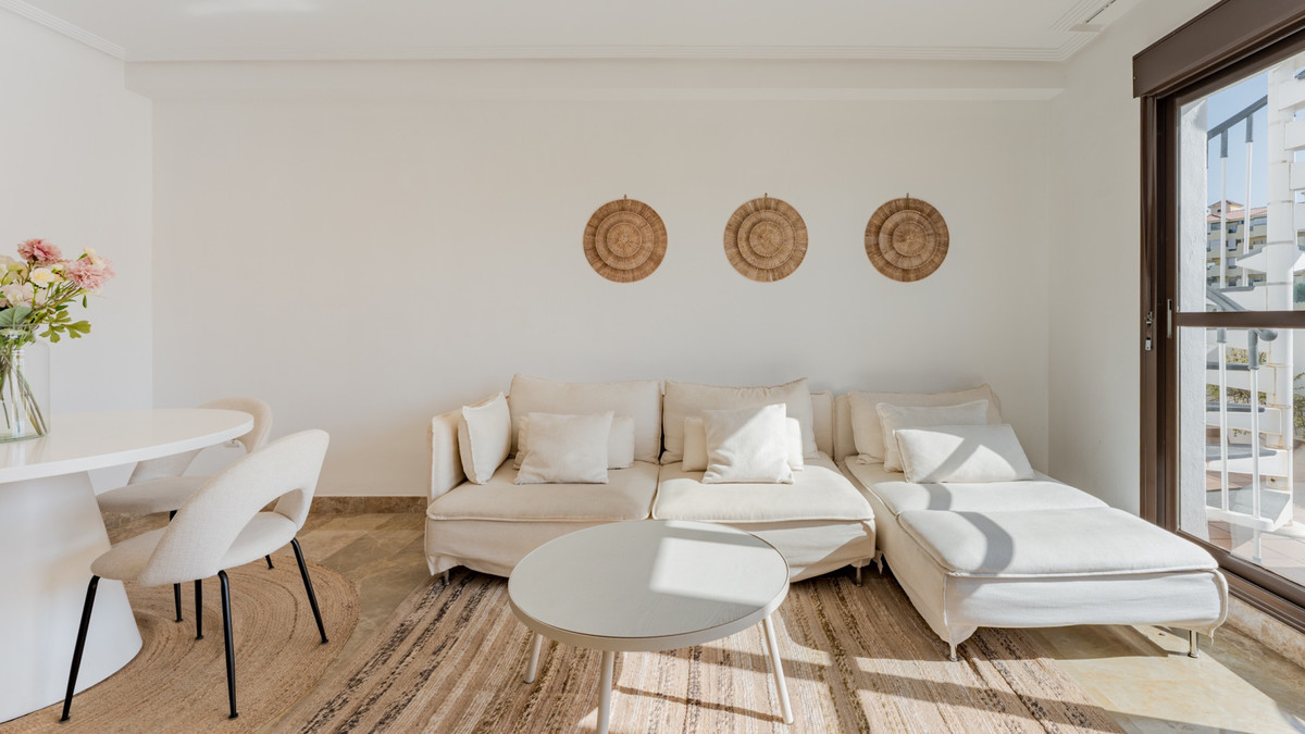 Appartement te koop in Estepona | 2 slaapkamers H5505736