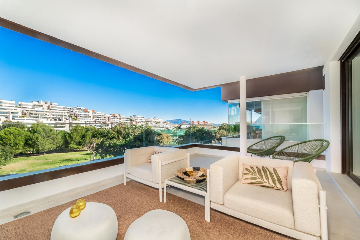 Appartement te koop in Estepona | 3 slaapkamers H5506165