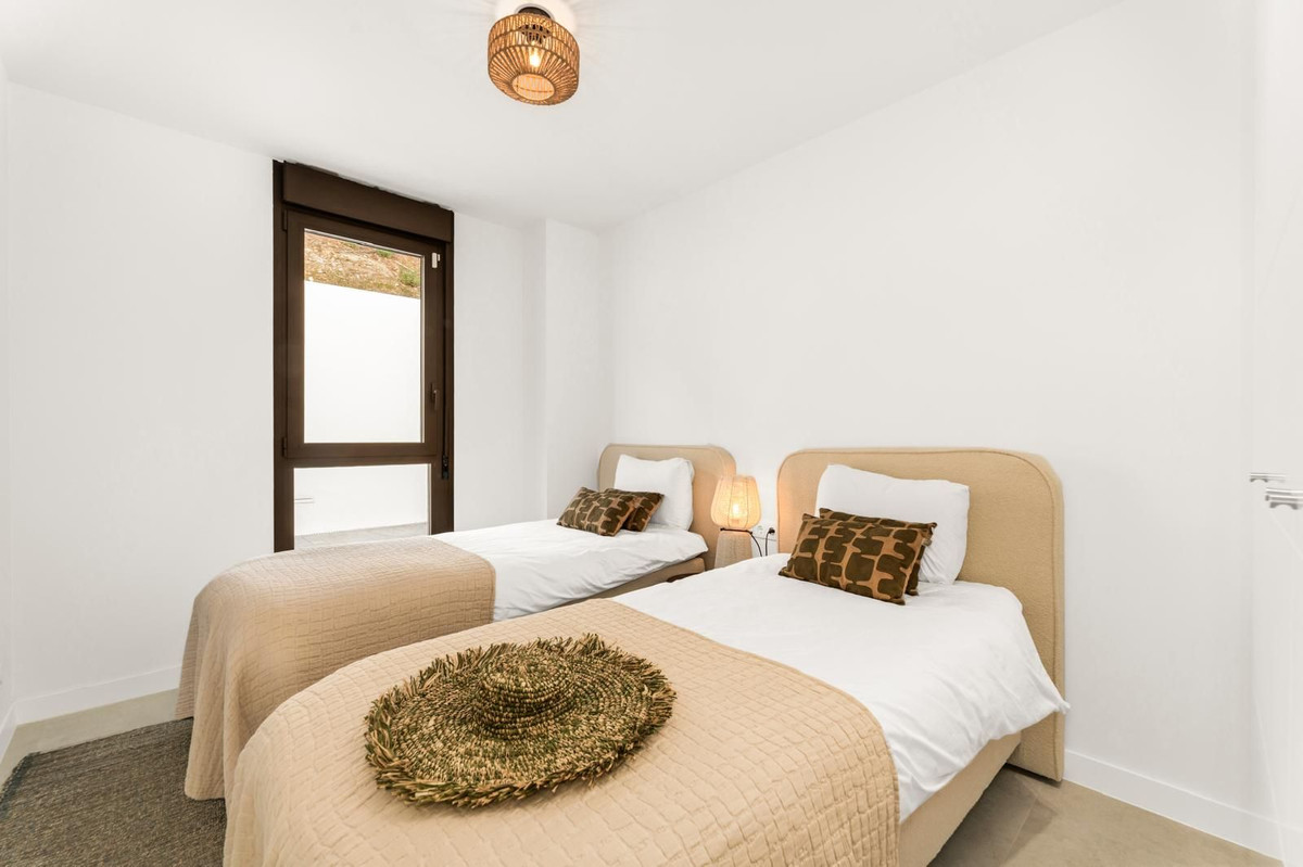 Appartement te koop in Estepona | 3 slaapkamers H5506165