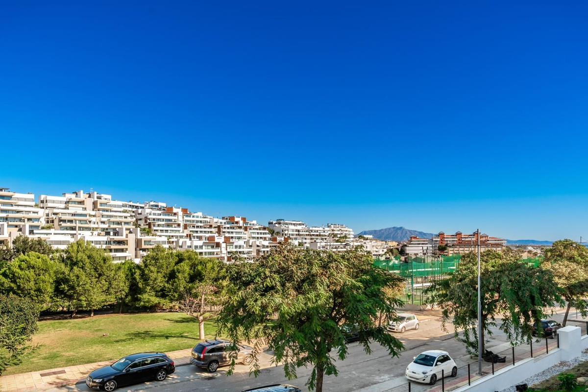 Appartement te koop in Estepona | 3 slaapkamers H5506165