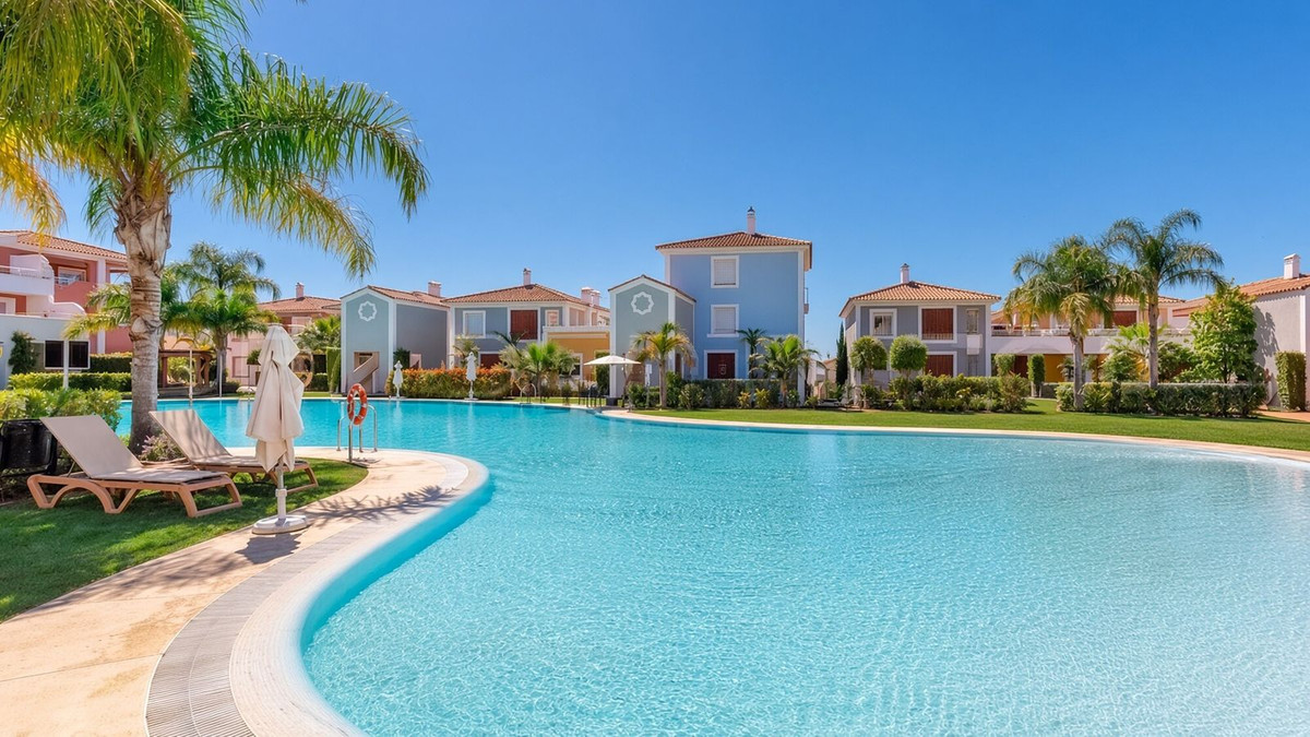 Appartement te koop in Estepona | 3 slaapkamers H5506171