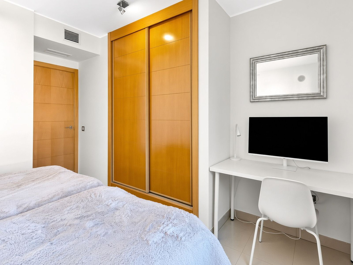 Appartement te koop in Estepona | 3 slaapkamers H5506171