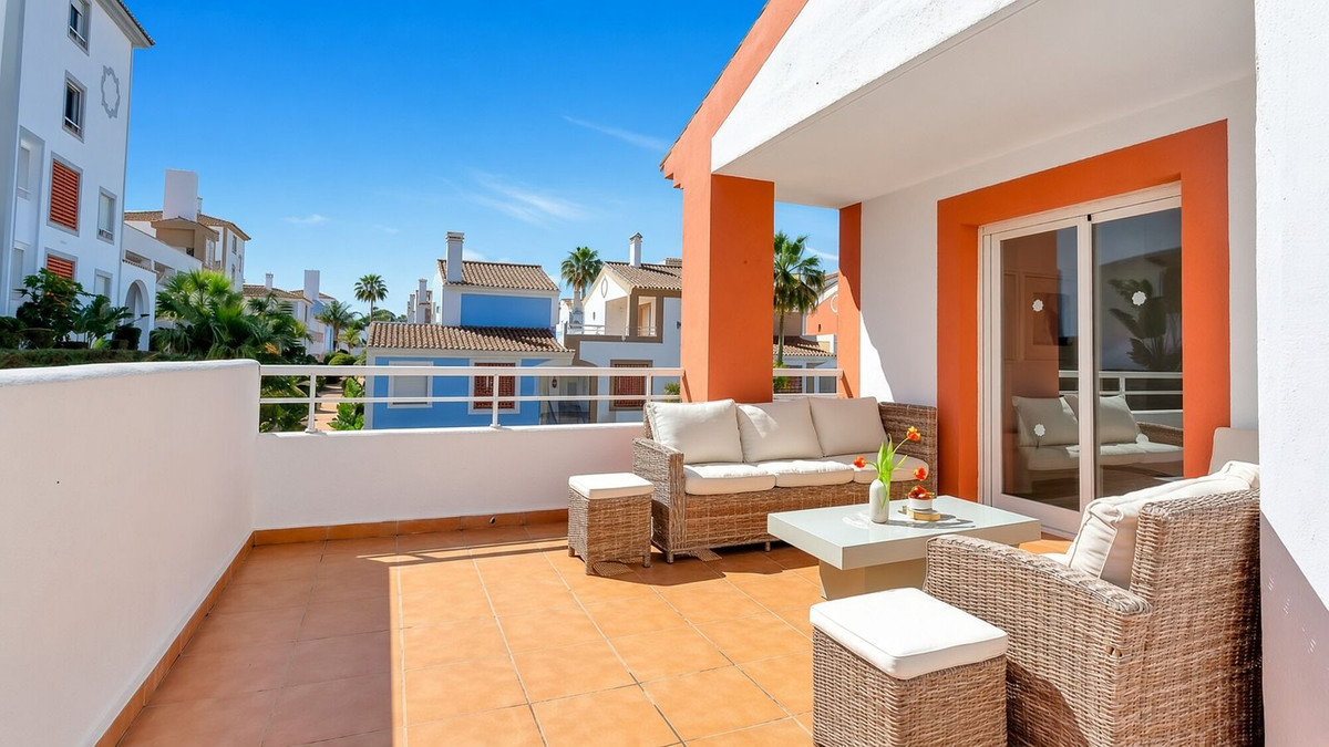 Appartement te koop in Estepona | 3 slaapkamers H5506171