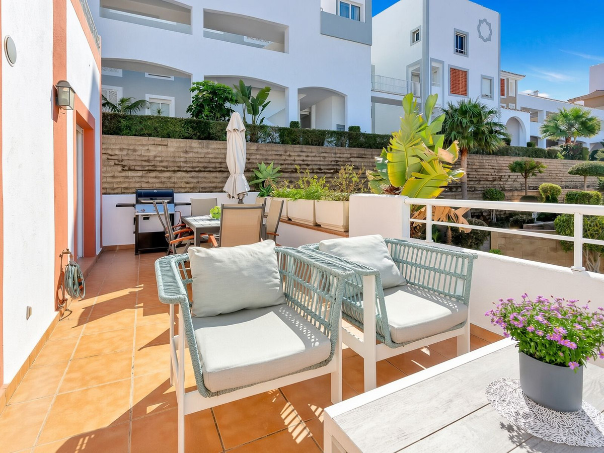 Appartement te koop in Estepona | 3 slaapkamers H5506171
