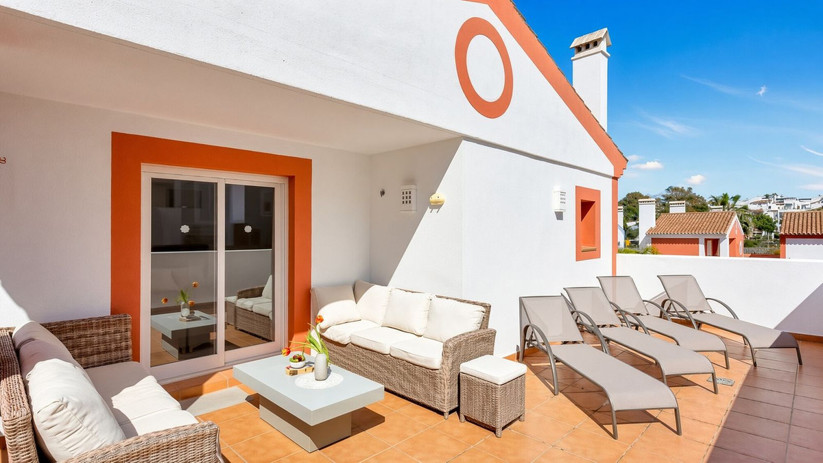 Appartement te koop in Estepona | 3 slaapkamers H5506171