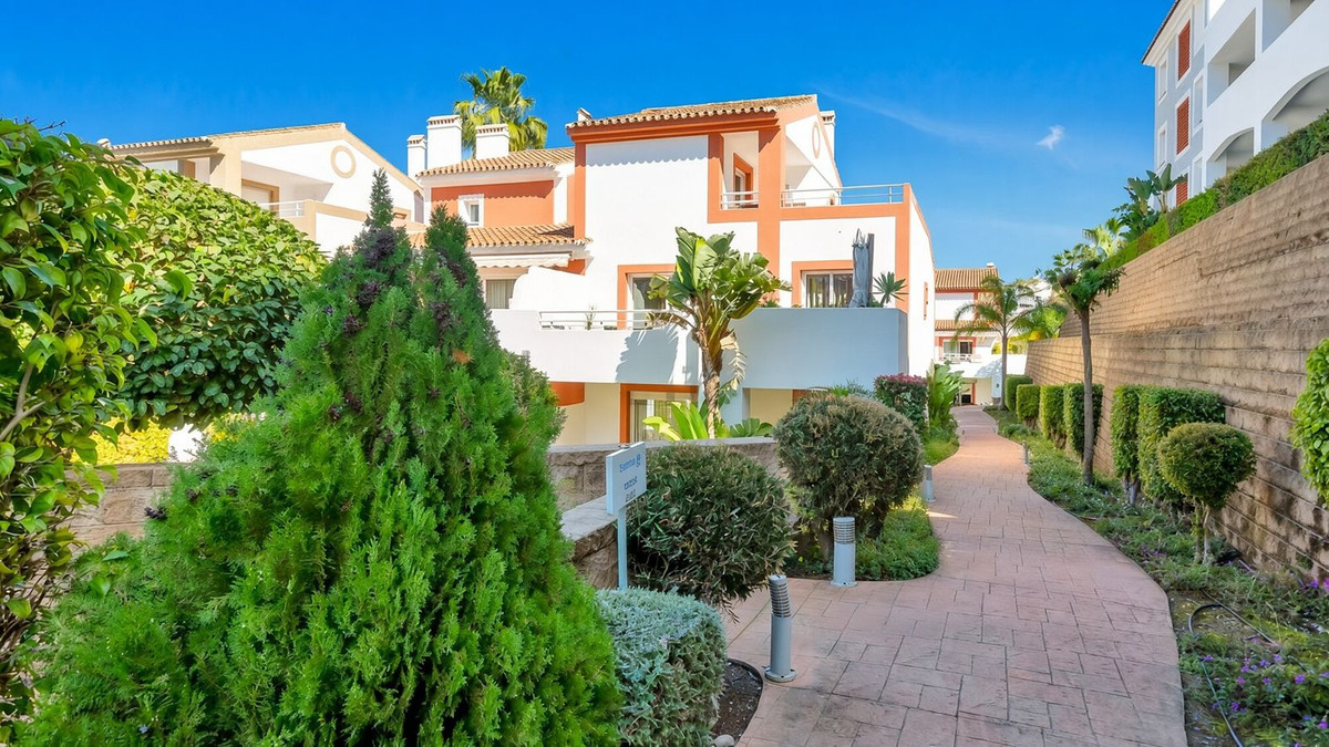 Appartement te koop in Estepona | 3 slaapkamers H5506171