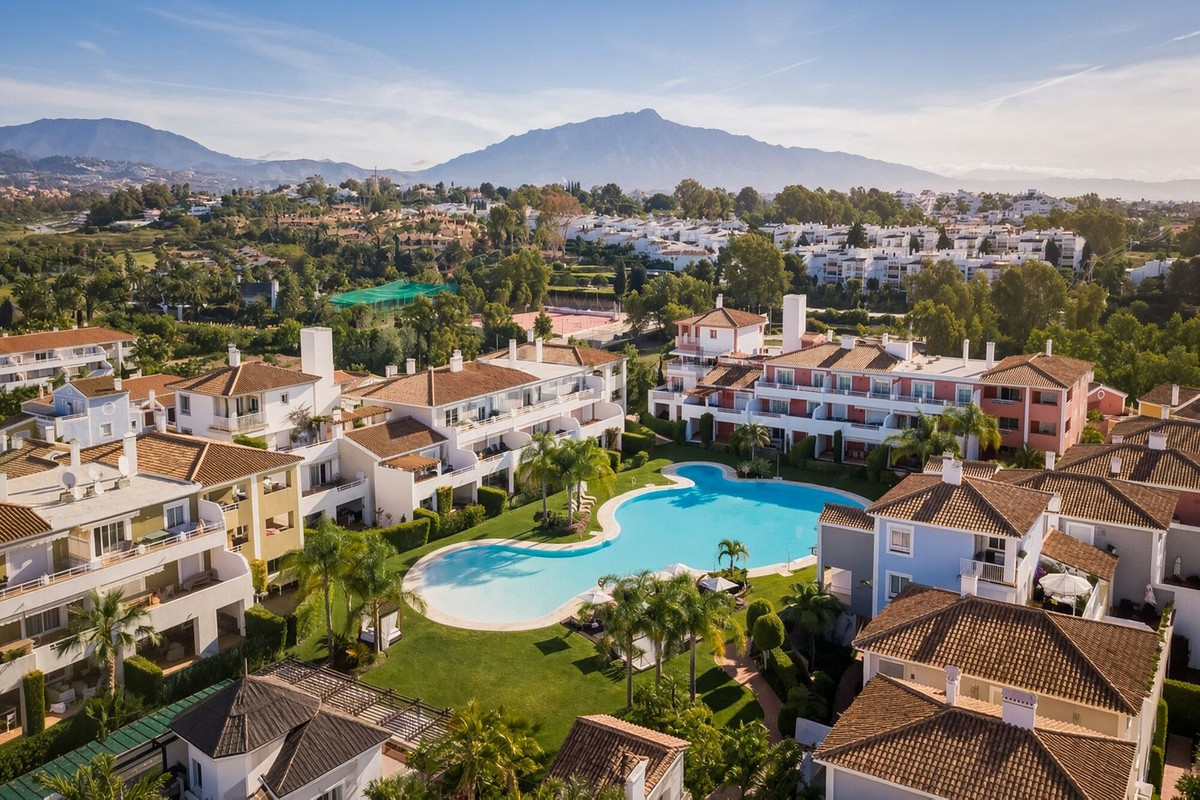 Appartement te koop in Estepona | 3 slaapkamers H5506171
