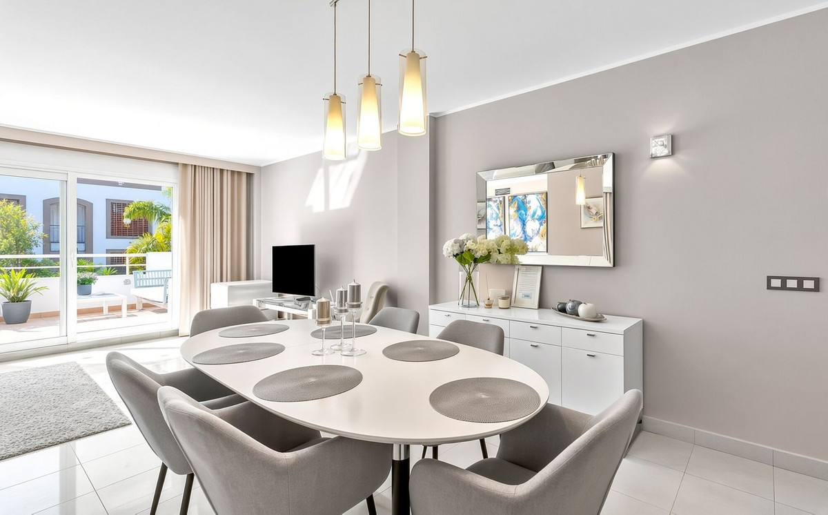 Appartement te koop in Estepona | 3 slaapkamers H5506171