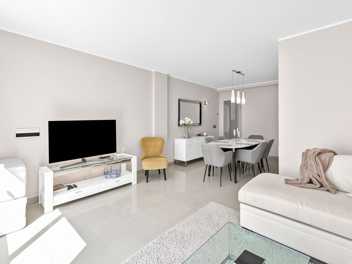 Appartement te koop in Estepona | 3 slaapkamers H5506171