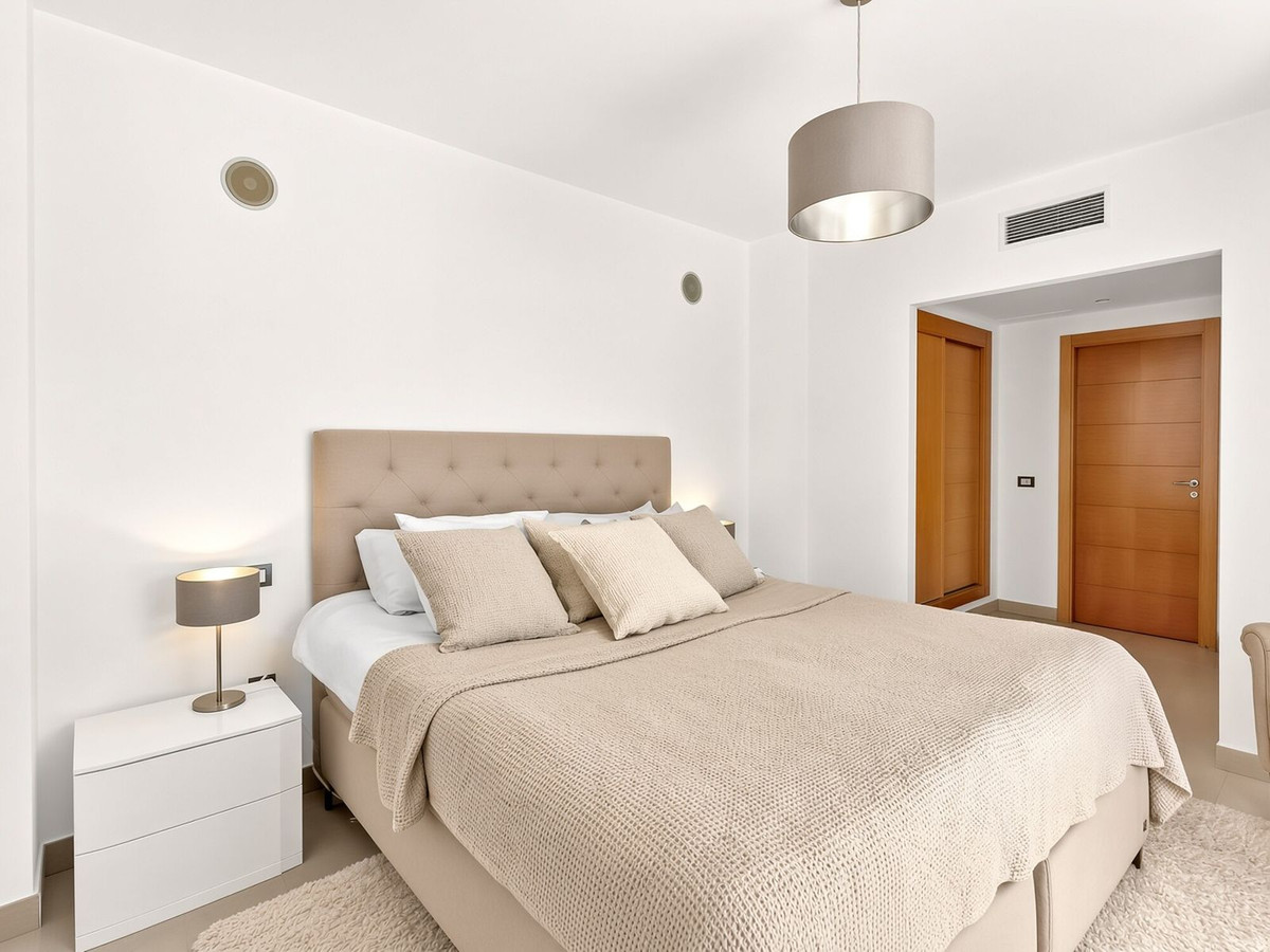 Appartement te koop in Estepona | 3 slaapkamers H5506171