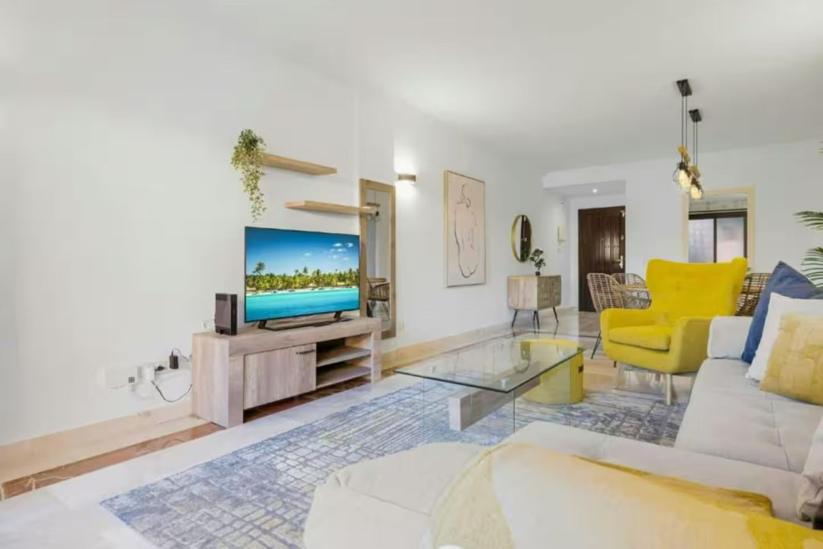 Appartement te koop in Estepona | 2 slaapkamers H5506267