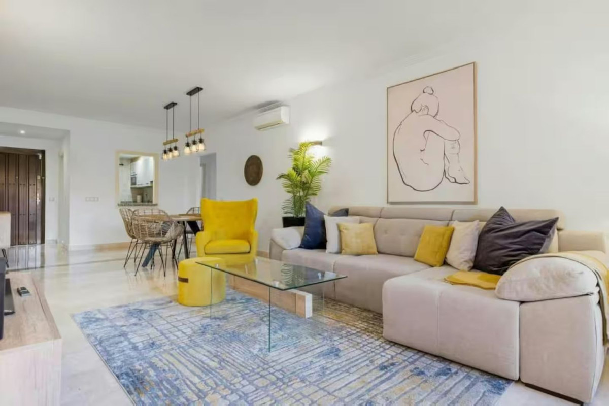 Appartement te koop in Estepona | 2 slaapkamers H5506267