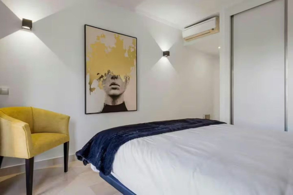 Appartement te koop in Estepona | 2 slaapkamers H5506267