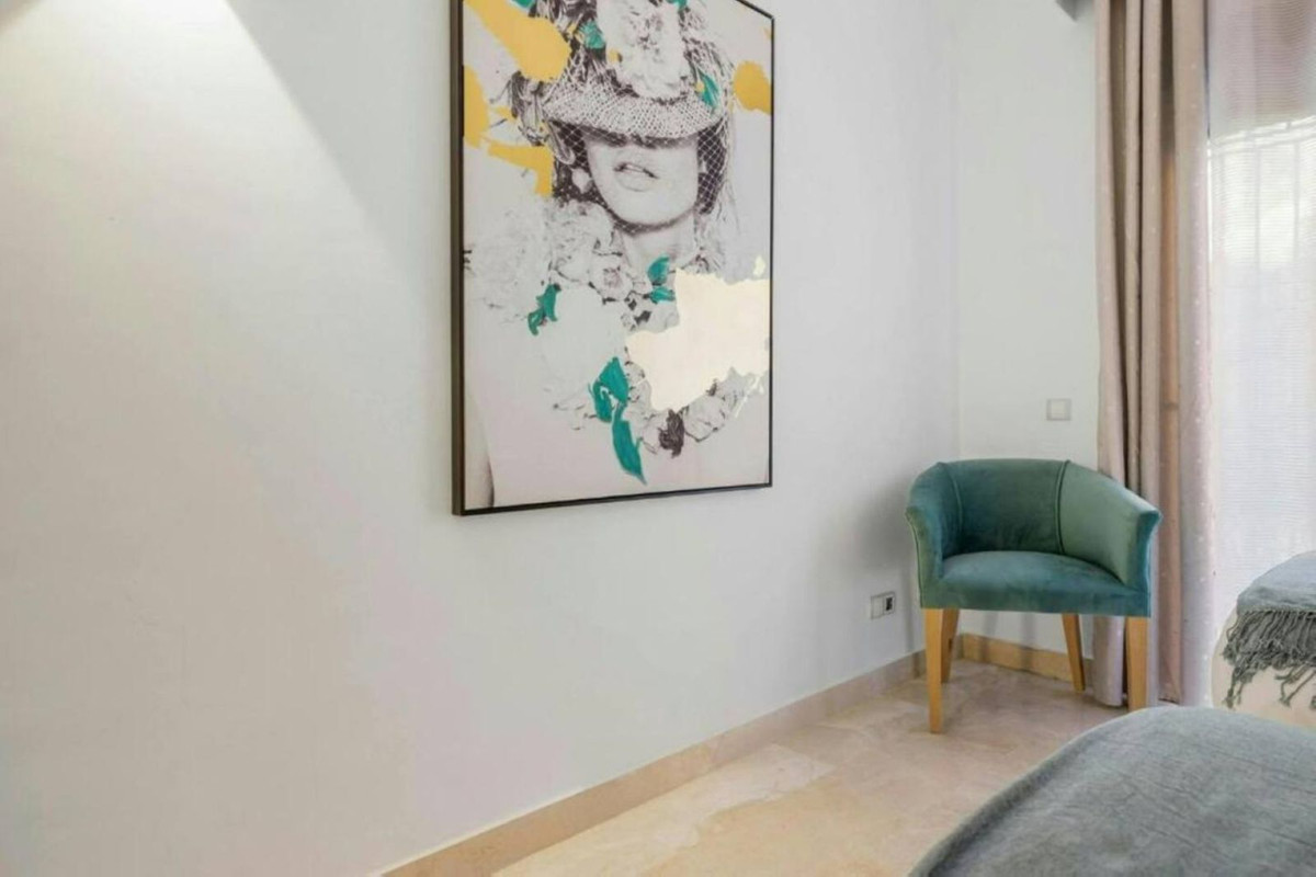 Appartement te koop in Estepona | 2 slaapkamers H5506267