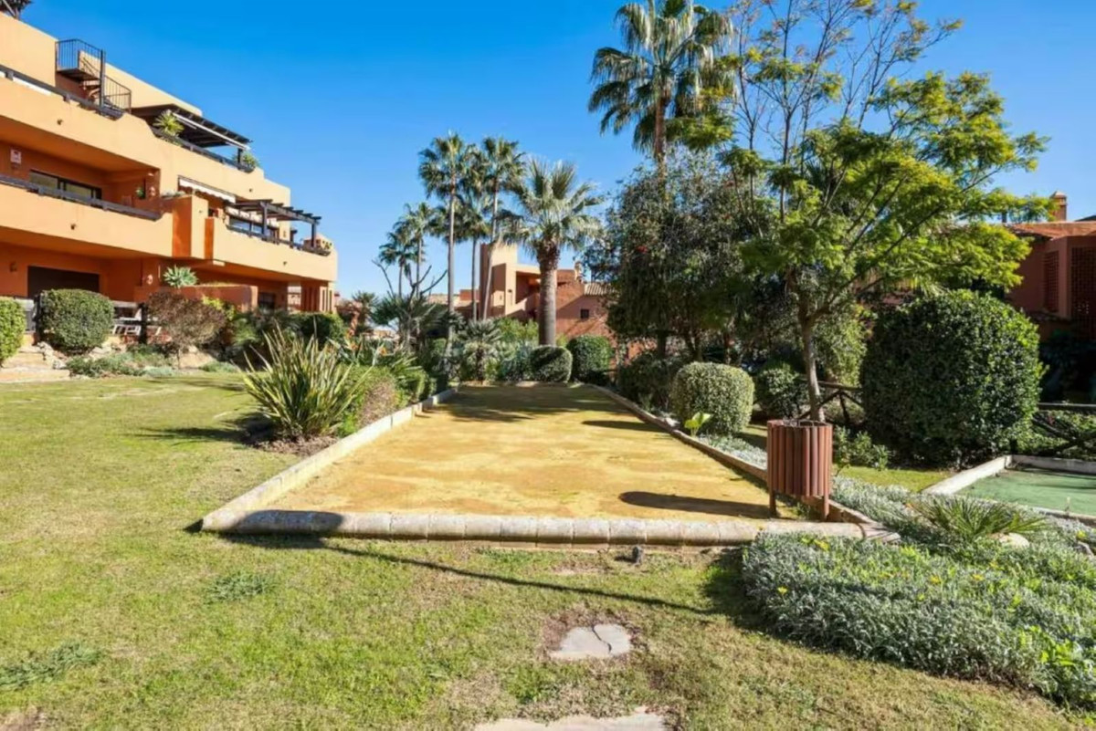 Appartement te koop in Estepona | 2 slaapkamers H5506267