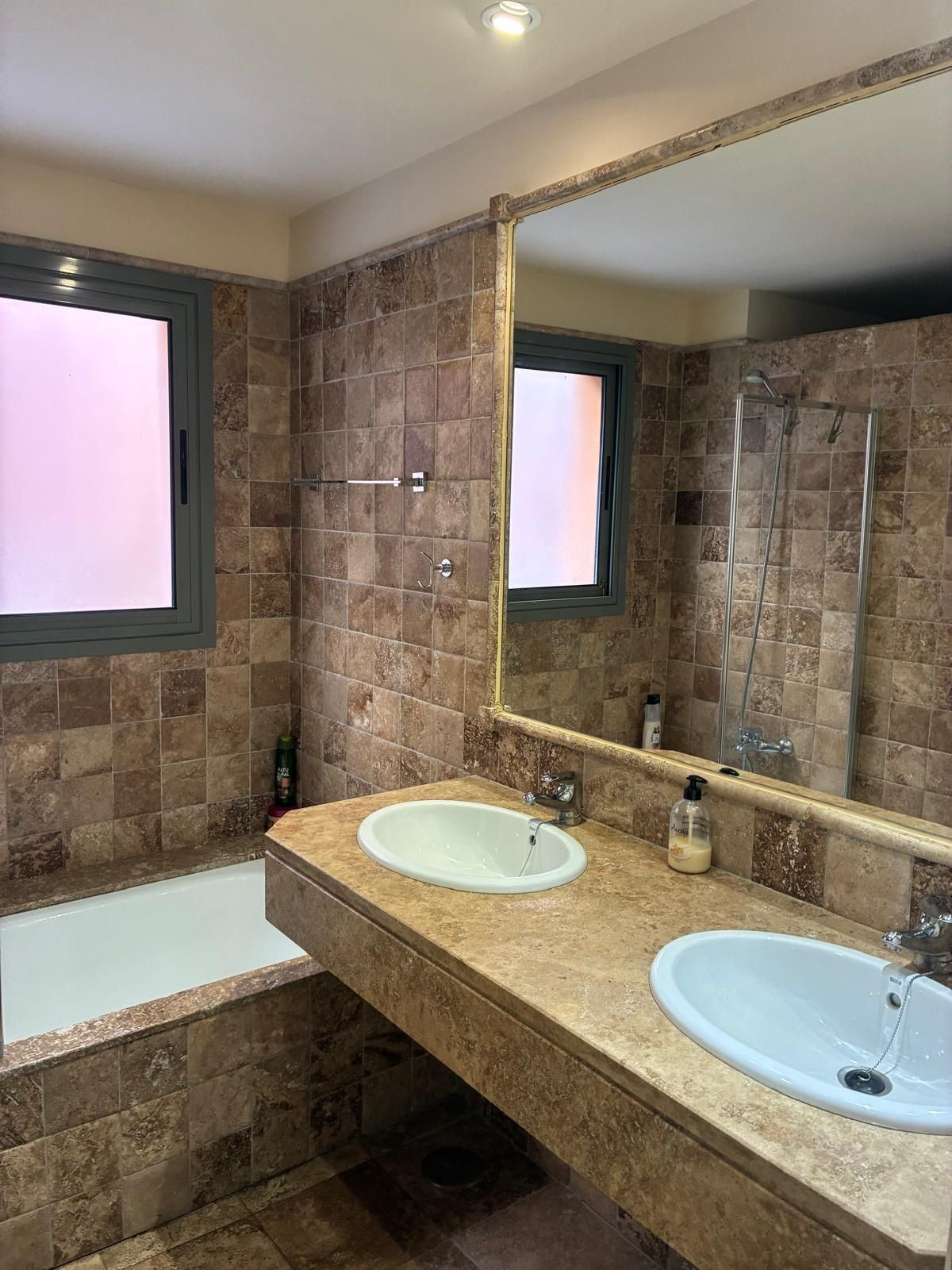 Appartement te koop in Estepona | 2 slaapkamers H5506282