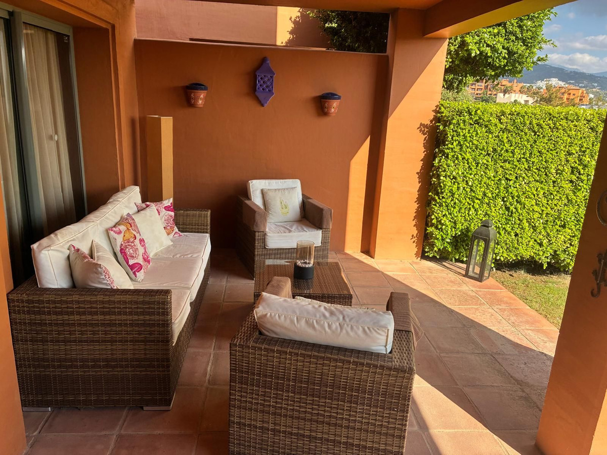 Appartement te koop in Estepona | 2 slaapkamers H5506282