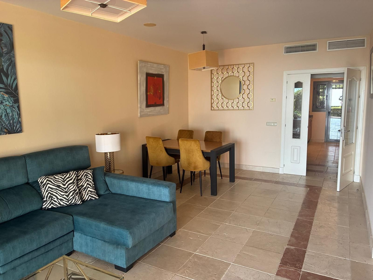 Appartement te koop in Estepona | 2 slaapkamers H5506282