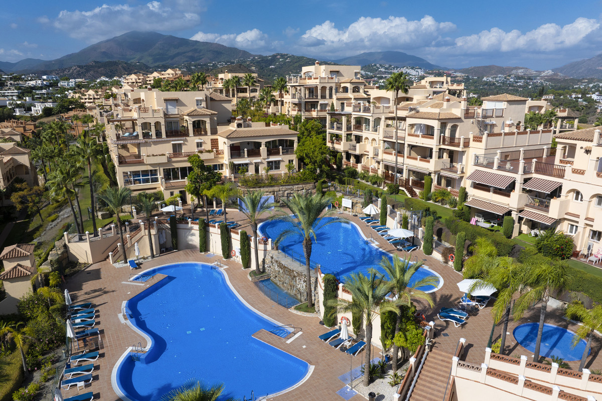 Appartement te koop in Estepona | 2 slaapkamers H5506669